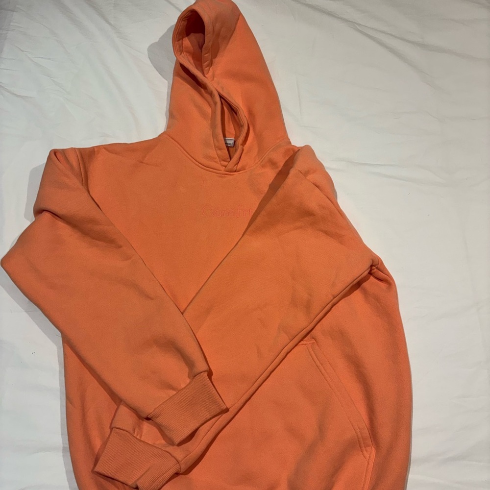 Comfrt Signature Hoodie - Picture 4 of 7